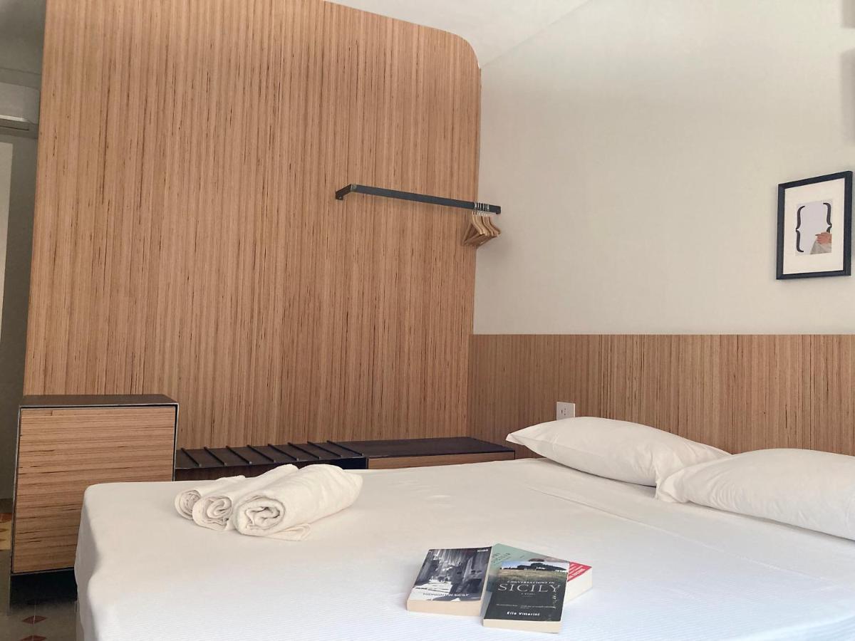 Sognalibro Bed And Books Bed & Breakfast รากูซา ภายนอก รูปภาพ