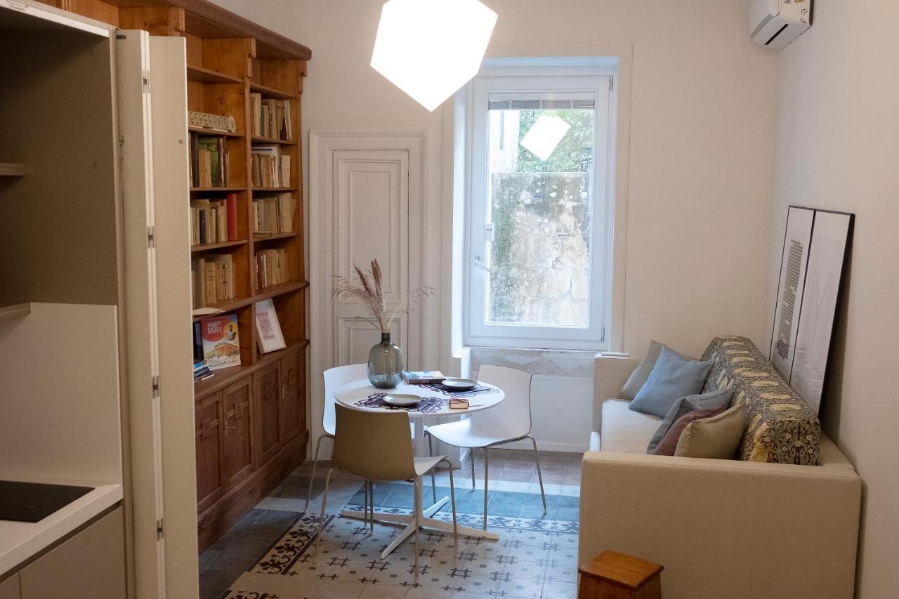 Sognalibro Bed And Books Bed & Breakfast รากูซา ภายนอก รูปภาพ